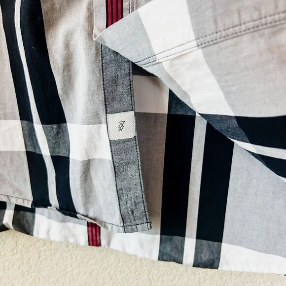 7Diamonds Black White Red Plaid Short Sleeve Collar Button Down Size XL - Picture 3 of 6